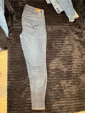 American Eagle Hi-Rise Jegging Blue Wash Super Stretch Skinny Jeans